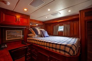 Captain's Cabin