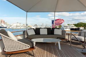 Aft Sundeck Seating 